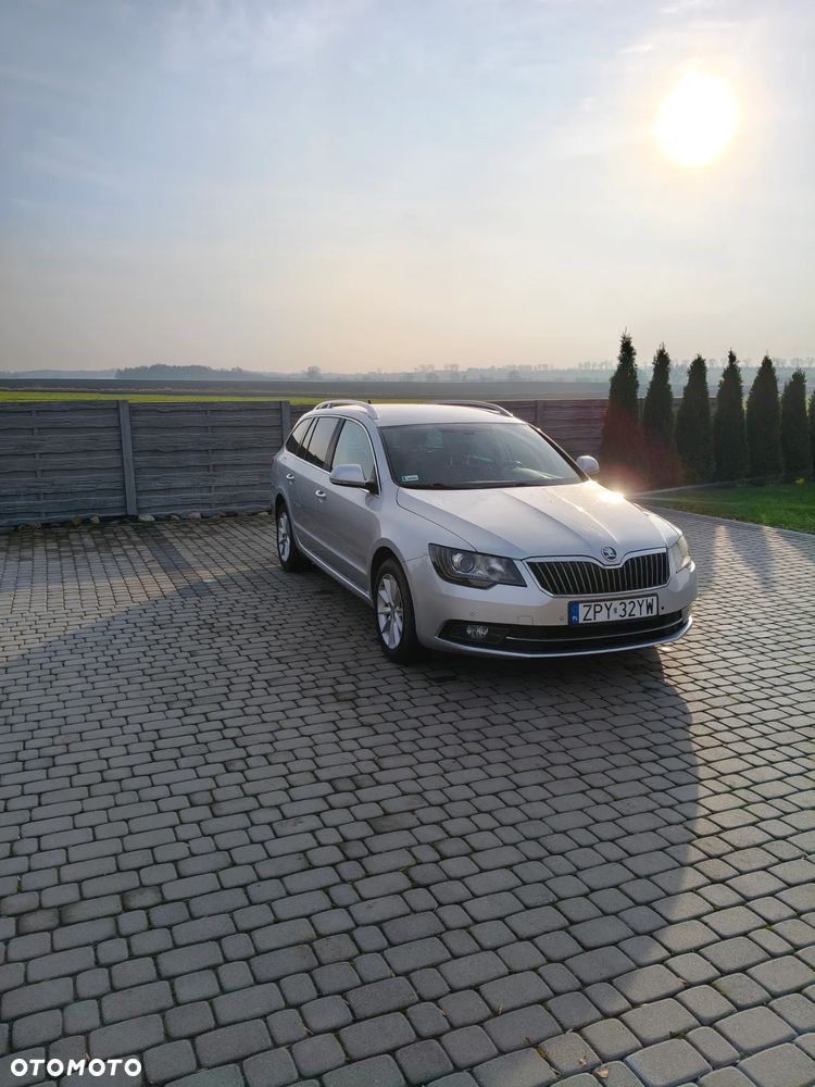 Skoda Superb 2.0 TDI Ambition Outdoor - 1