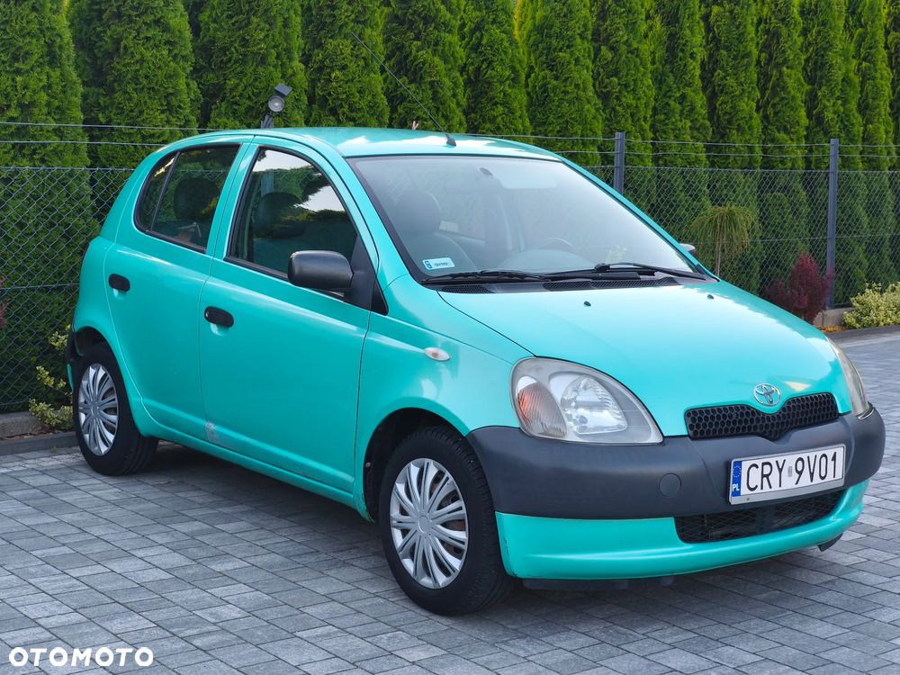 Toyota Yaris 1.0 Base - 10