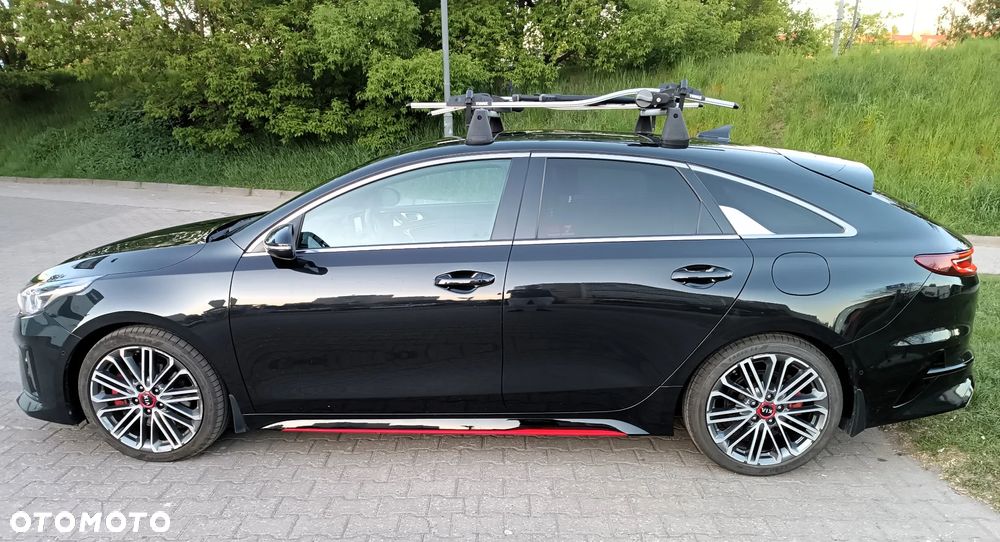 Kia ProCeed - 8
