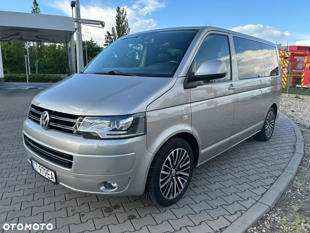 Volkswagen Multivan - 1