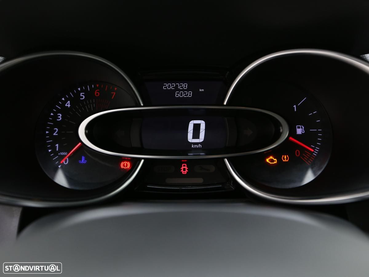 Renault Clio Sport Tourer - 18