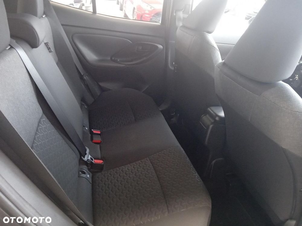 Toyota Yaris Cross - 12