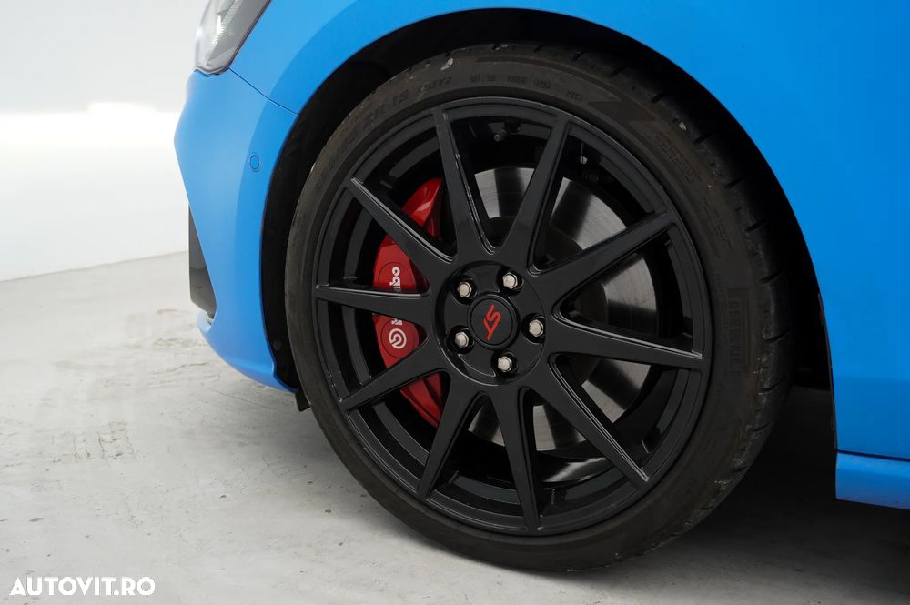 Ford Focus 2.3 EcoBoost S&S ST - 13