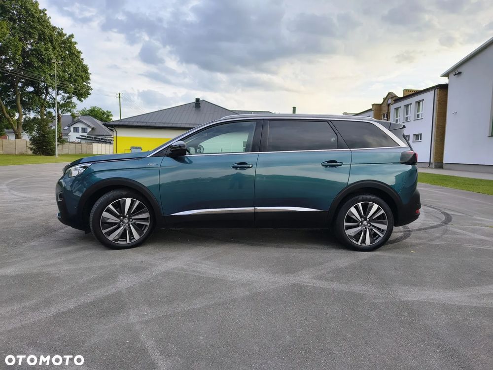 Peugeot 5008 - 8
