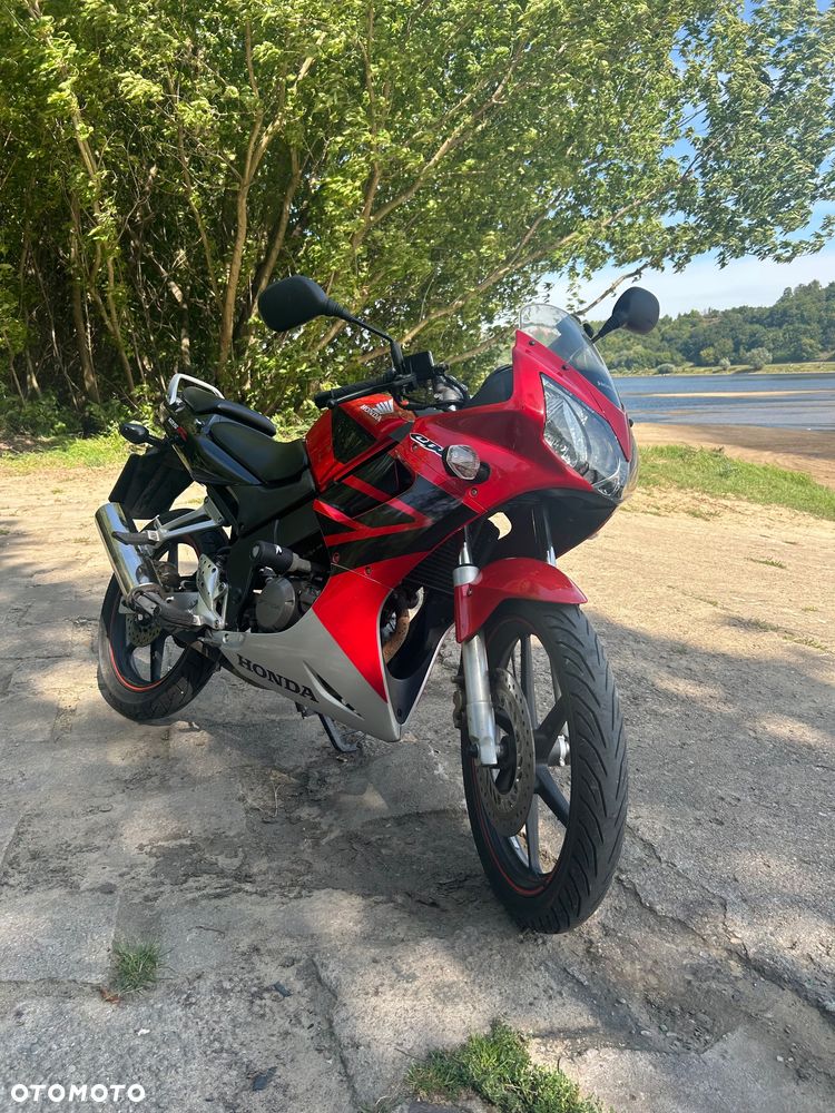 Honda CBR - 8