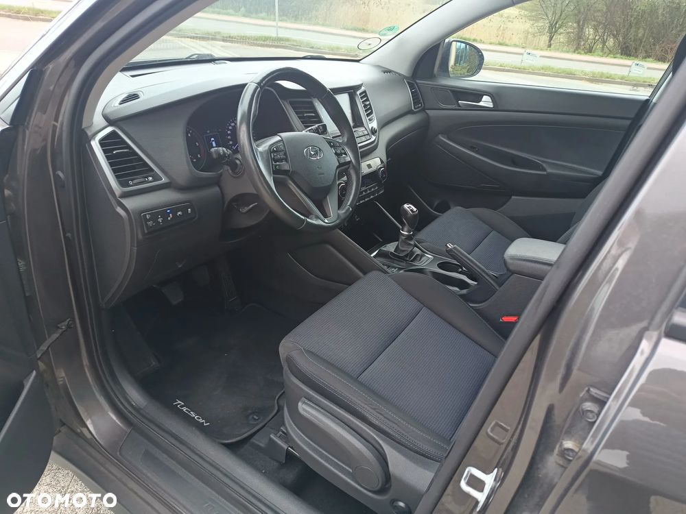 Hyundai Tucson blue 1.7 CRDi 2WD Advantage - 8
