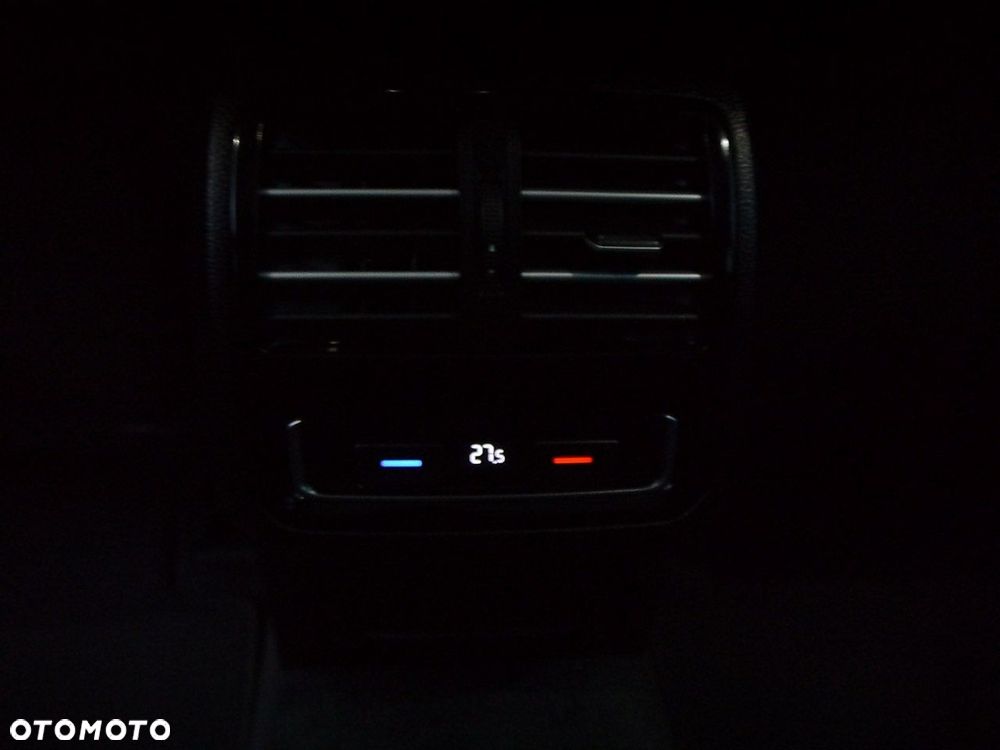 Volkswagen Passat Variant - 29