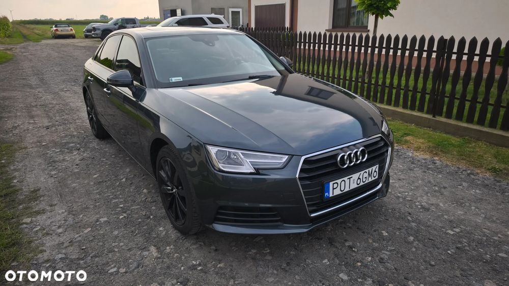 Audi A4 Limousine 2.0 TFSI ultra S tronic - 4
