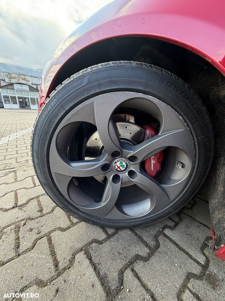 Alfa Romeo Giulia - 14