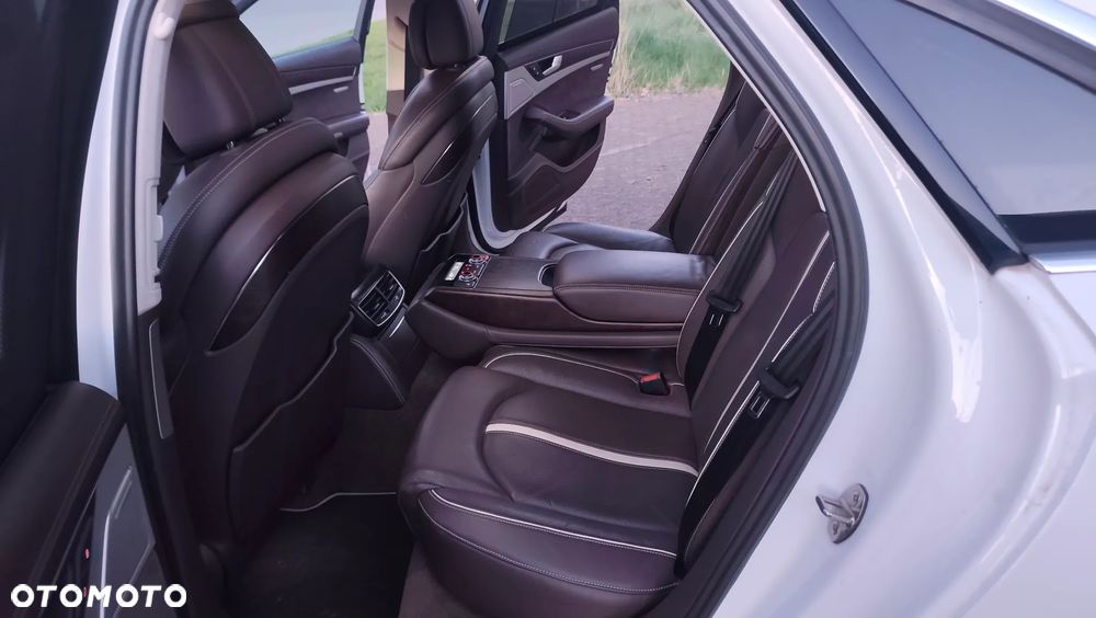 Audi A8 4.2 FSI Quattro tiptronic Langversion - 13