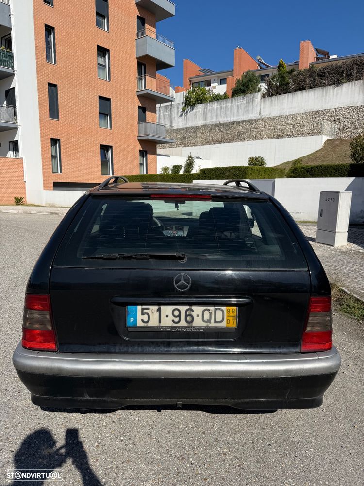Mercedes-Benz C 220 - 1