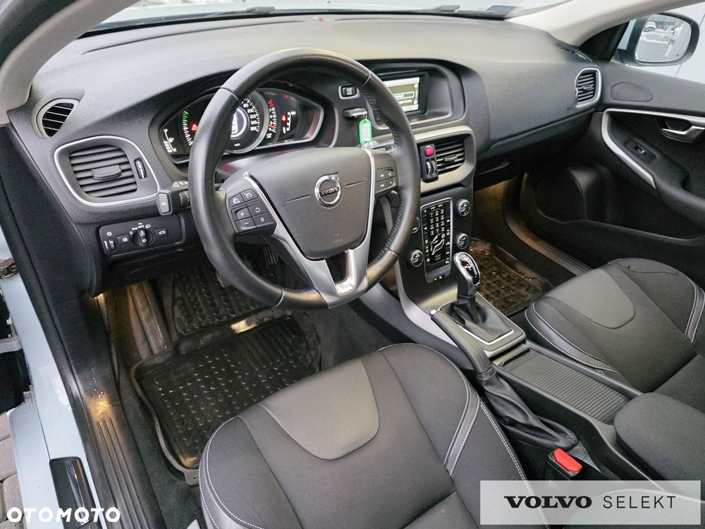 Volvo V40 - 12