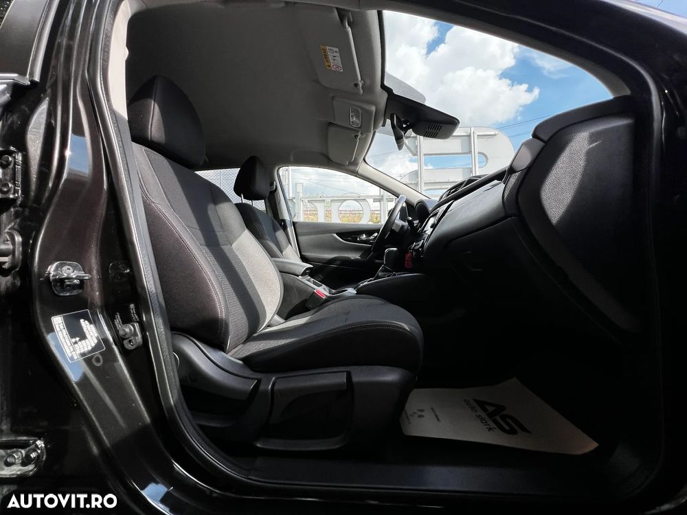 Nissan Qashqai 1.3 DIG-T DCT TEKNA - 21