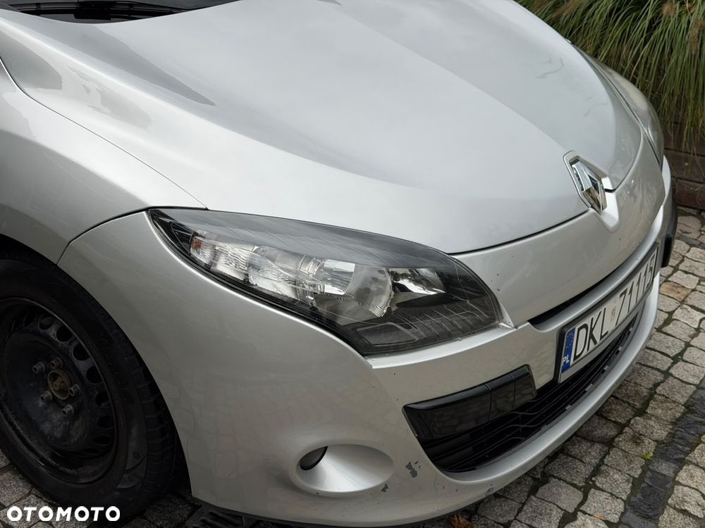Renault Megane 2011 photo 3