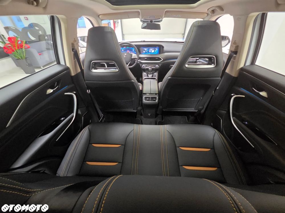 Bestune T77 1.5T Elegance DCT - 22