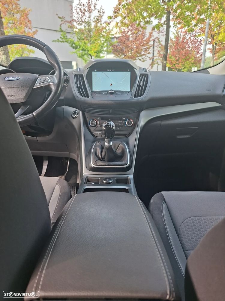 Ford Kuga - 5