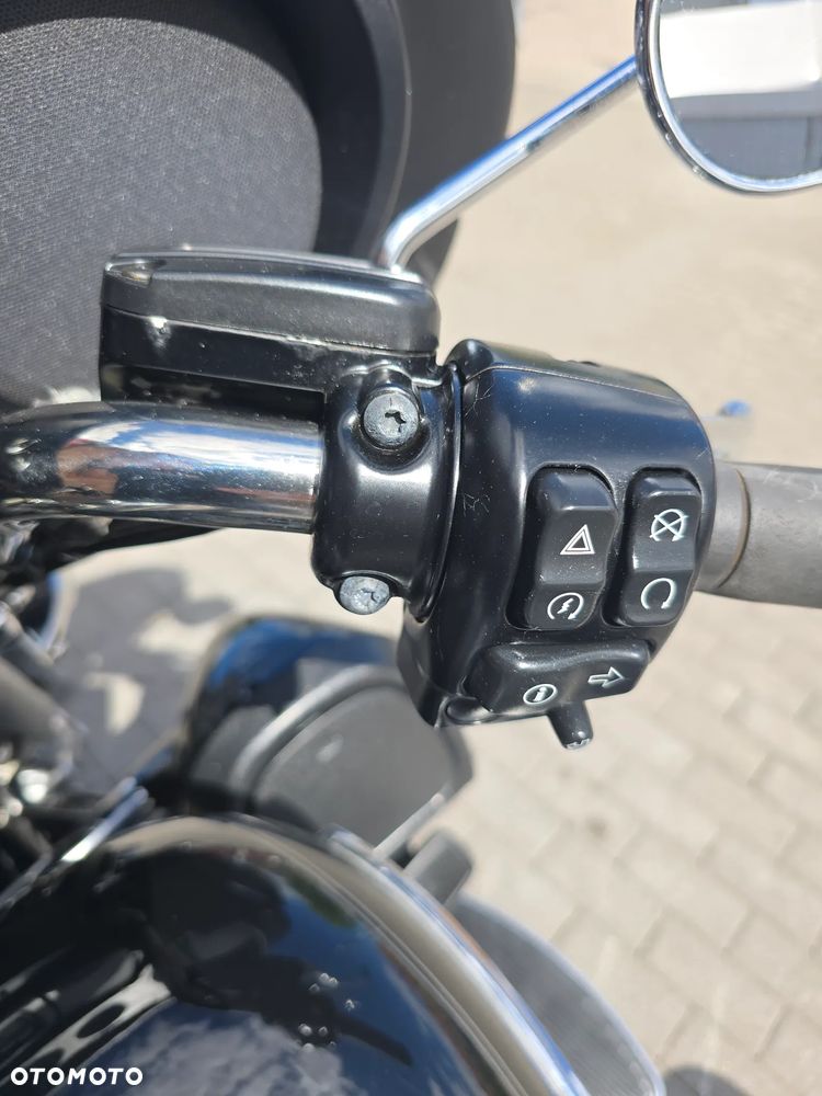 Harley-Davidson FLH Electra Glide - 12