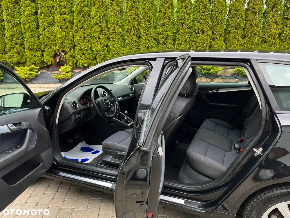 Audi A3 Sportback - 8