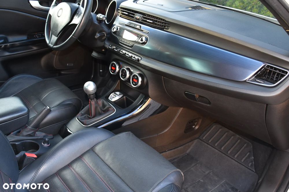 Alfa Romeo Giulietta 1.8 TBi 16V Quadrifoglio Verde - 19