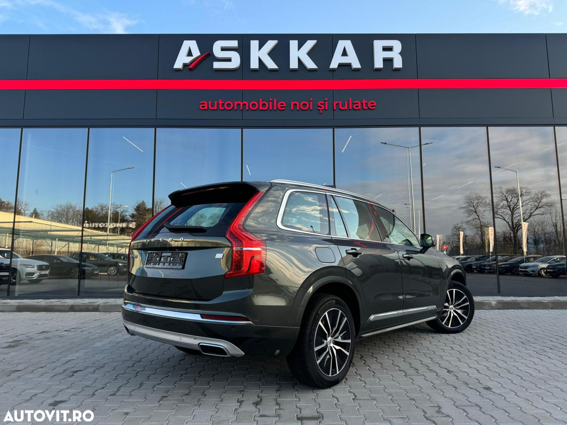 Volvo XC 90 T8 AWD Twin Engine Geartronic Momentum - 5