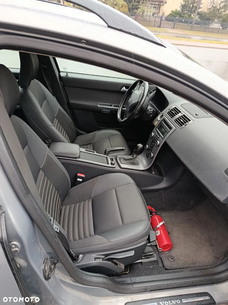 Volvo V50 2.0D - 9