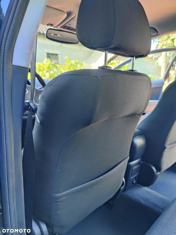 Toyota Avensis 2.0 D-4D Sol plus+NAVI - 22