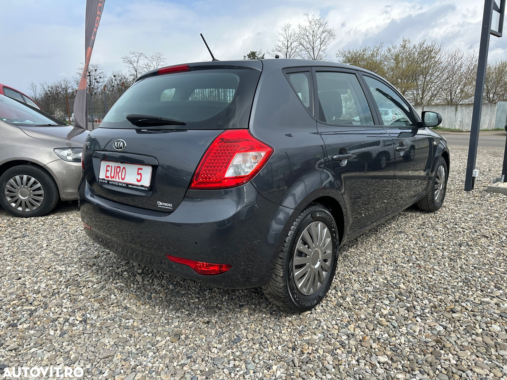 Kia Ceed - 5