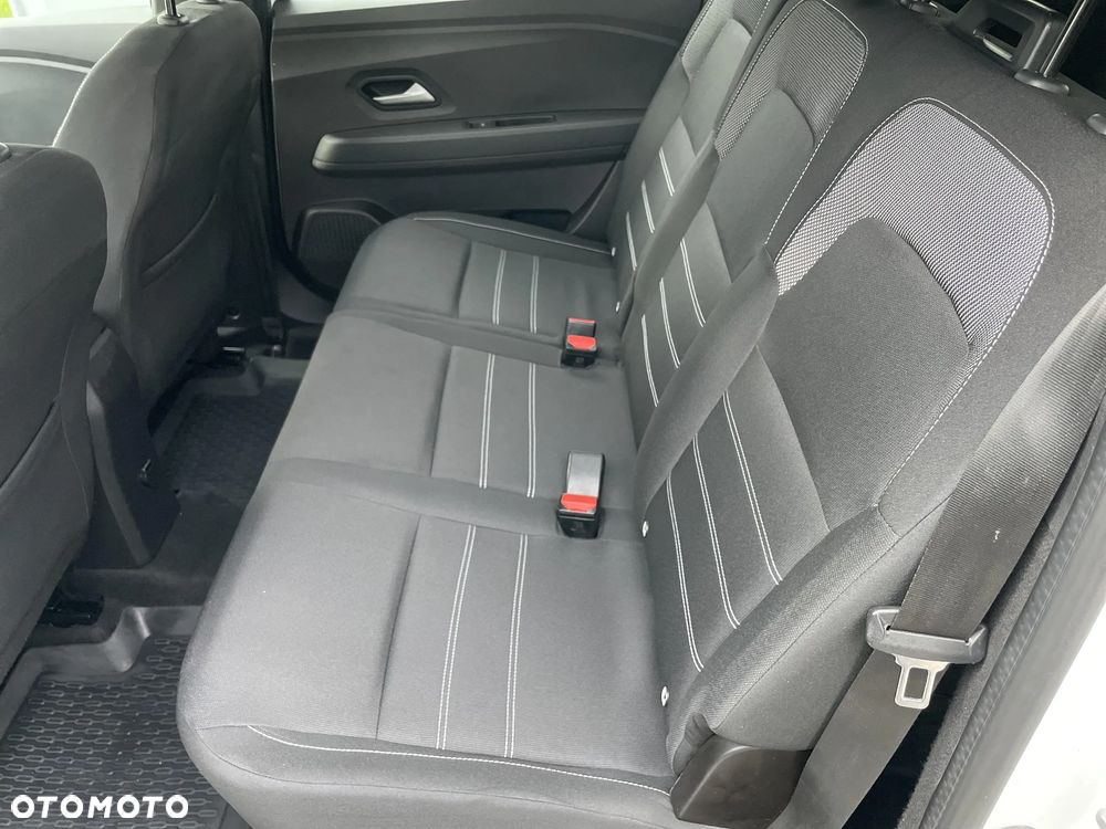Dacia Jogger 1.0 TCe Expression 7os - 16