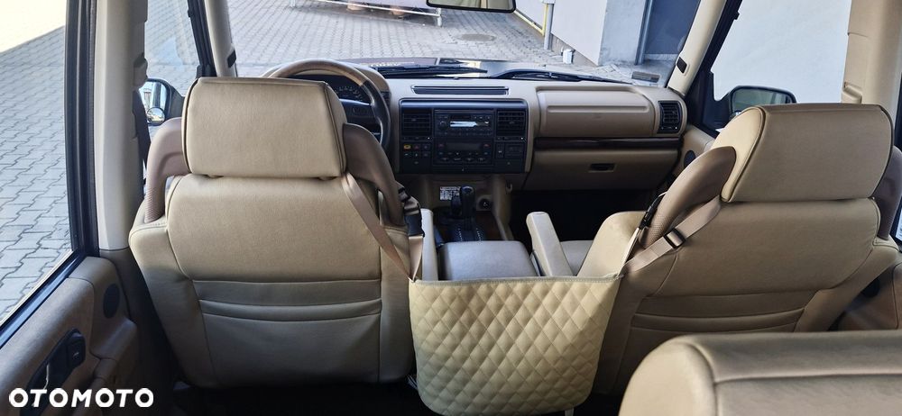 Land Rover Discovery 4.0 V8 ES - 17