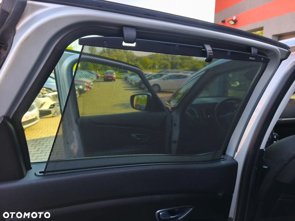 Renault Scenic 1.6 dCi Energy Bose EU6 - 15