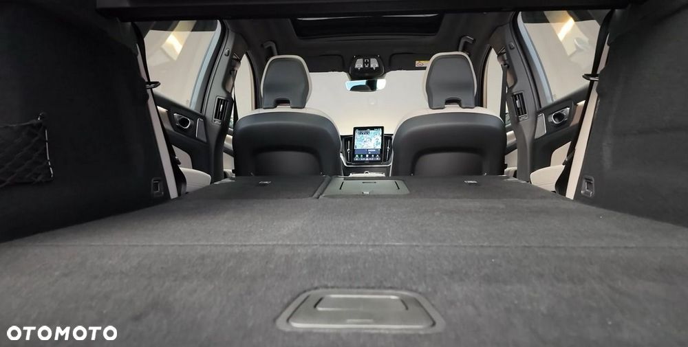 Volvo XC 60 - 22
