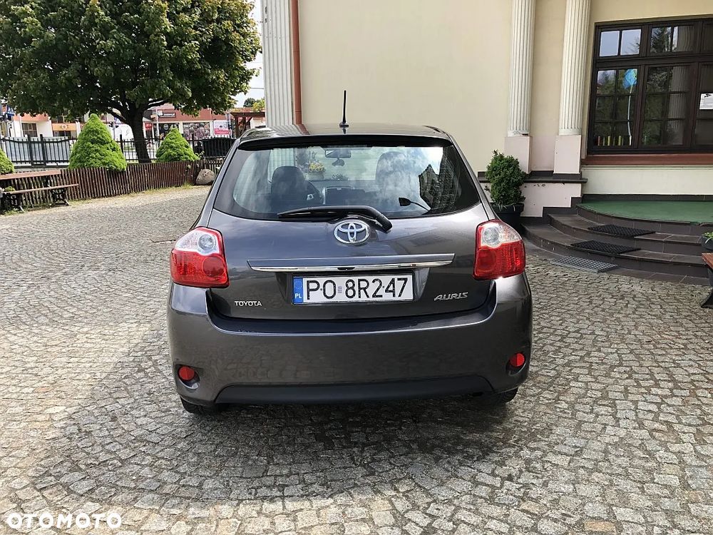 Toyota Auris - 6