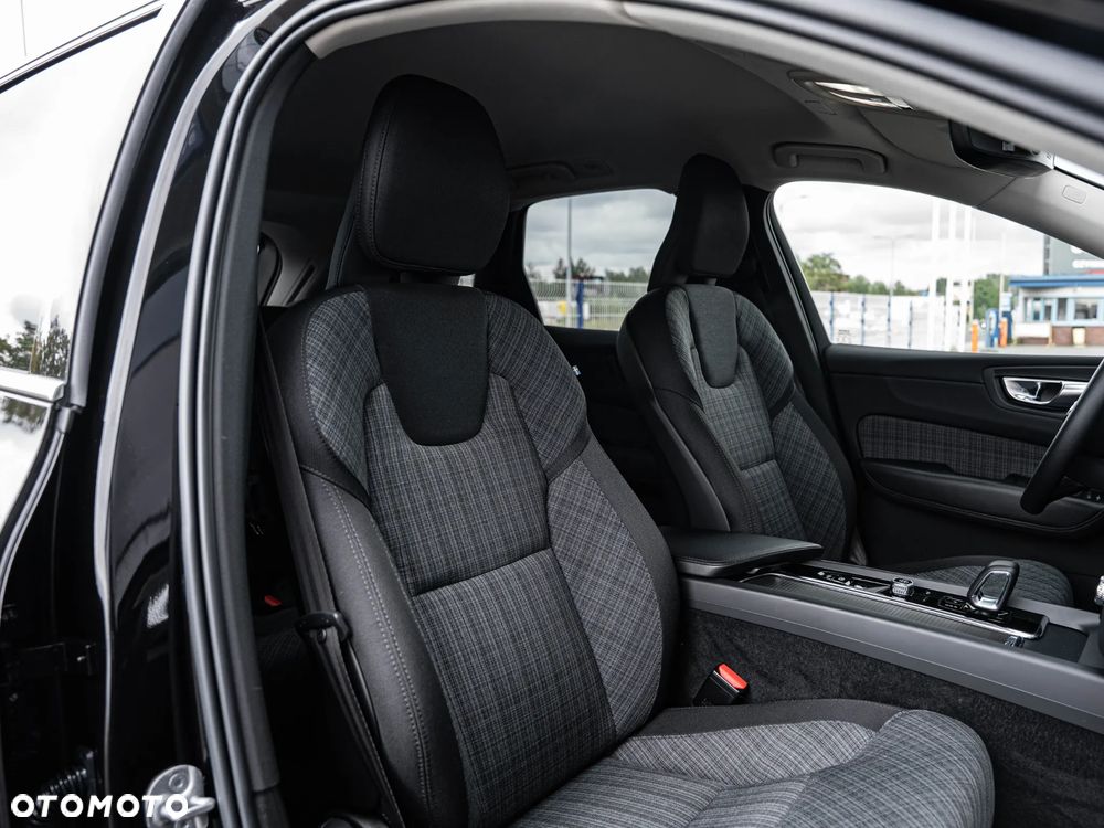 Volvo XC 60 B4 B Core - 27
