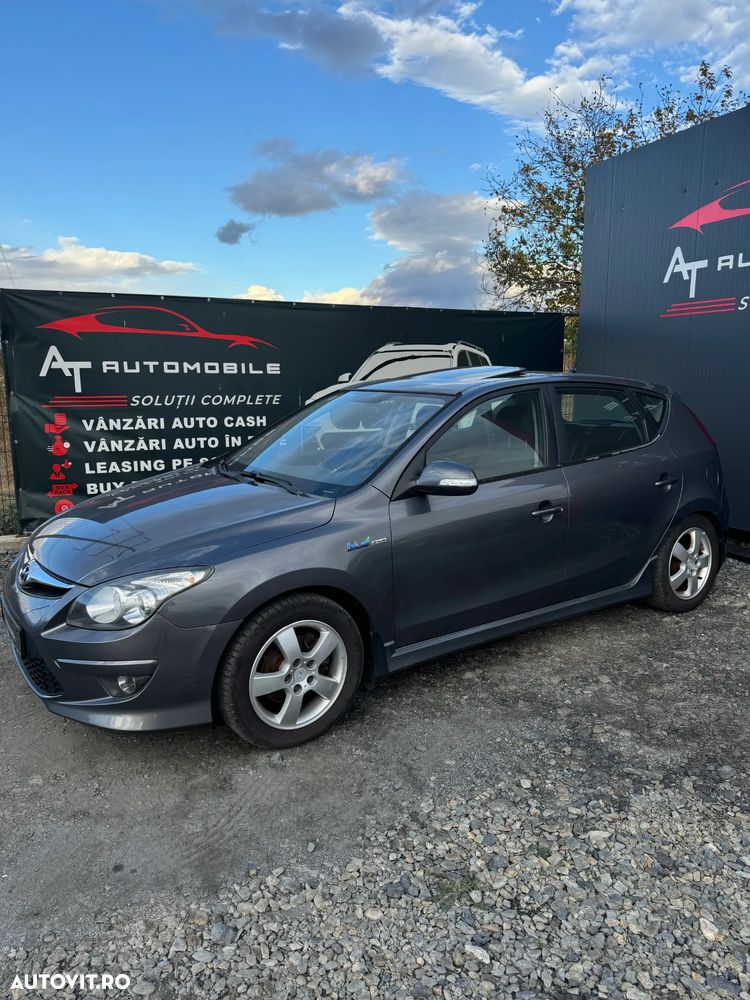 Hyundai i30 1.6 CRDI blue Style - 5