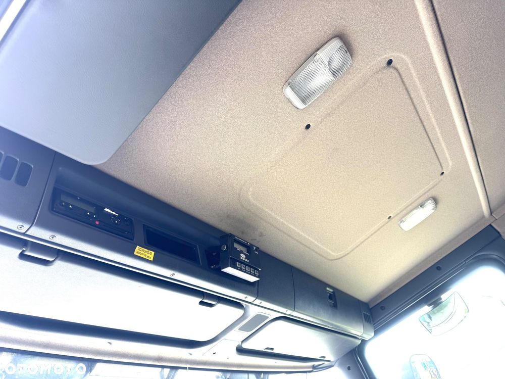 Scania P320 / CHŁODNIA /  CARRIER 950 NORDIC / WINDA ZEPRO - 15