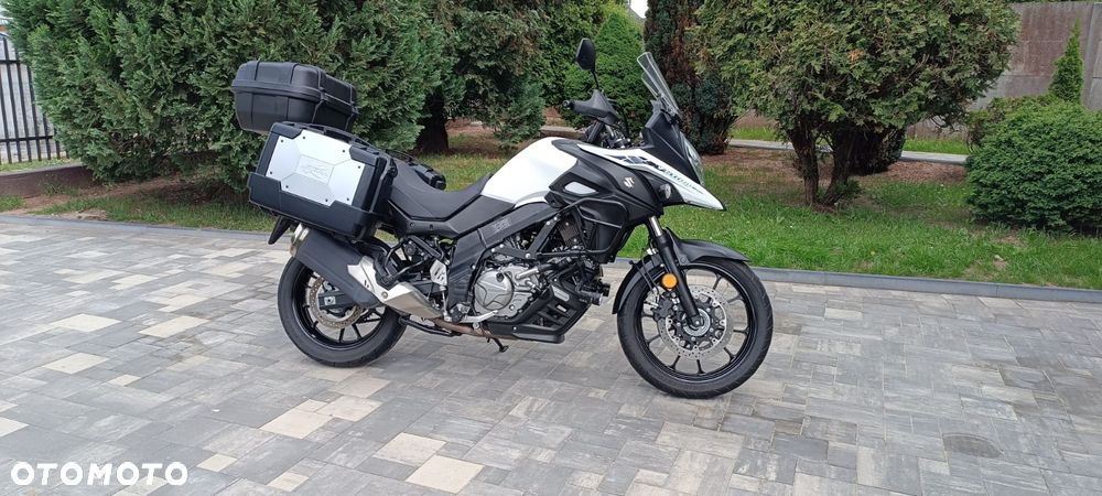 Suzuki V-STROM - 32