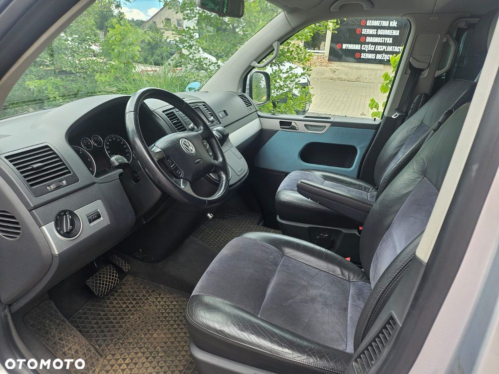 Volkswagen Multivan - 8