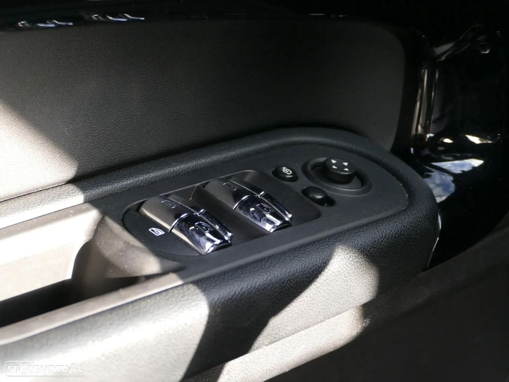 MINI Countryman Cooper SE ALL4 Auto - 36