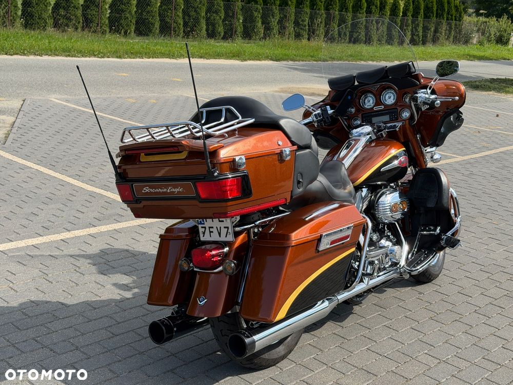 Harley-Davidson FLH Electra Glide - 6