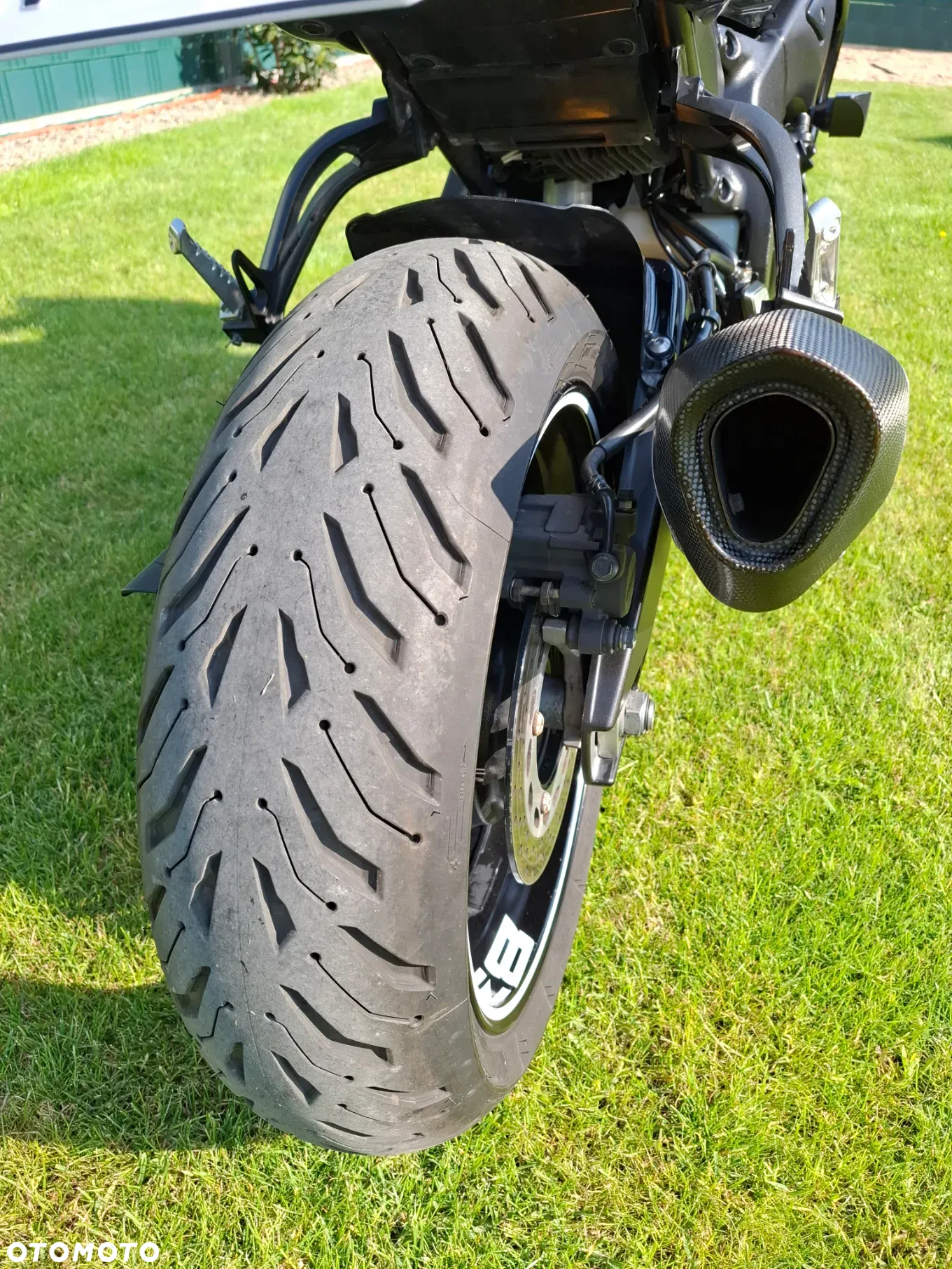 Yamaha FZ8 - 9