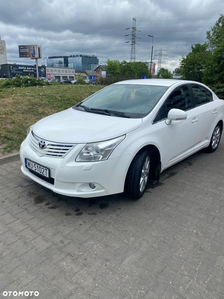 Toyota Avensis 1.6 - 1