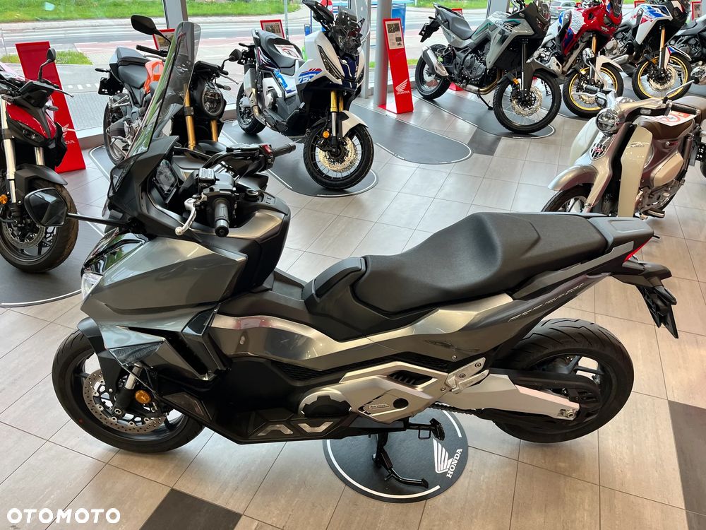 Honda NSS - 7
