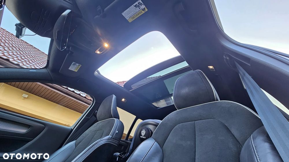 Volvo XC 40 T5 AWD R-Design - 29