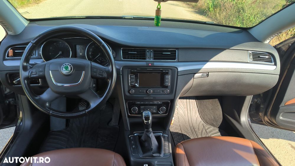 Skoda Superb 1.4 TSI Elegance - 4