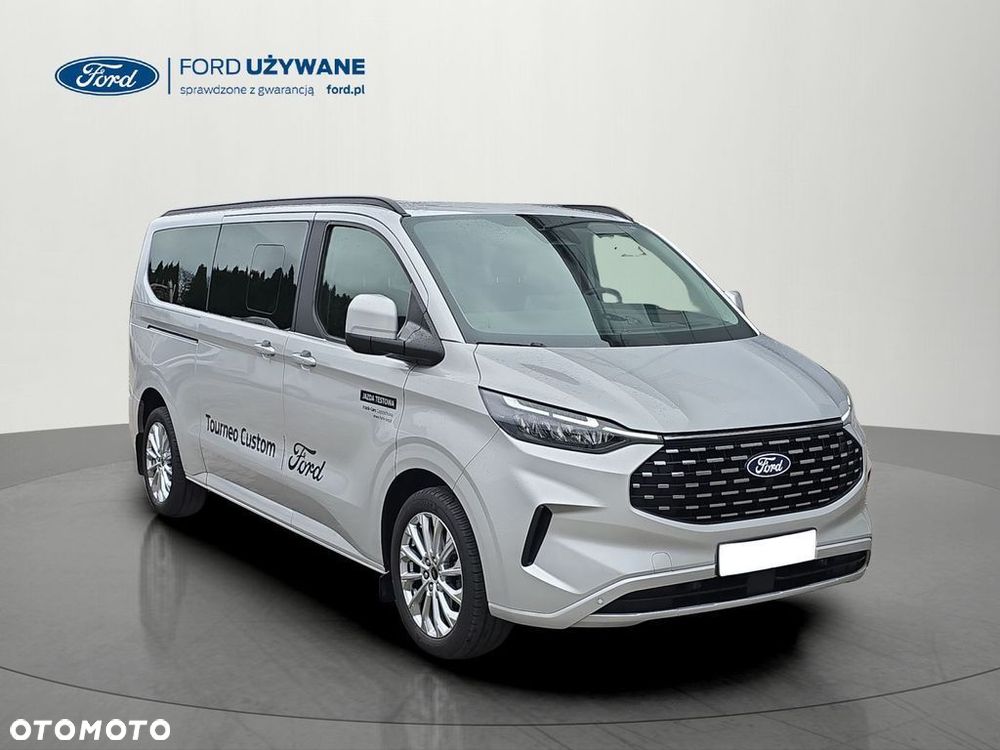Ford Tourneo Custom - 5