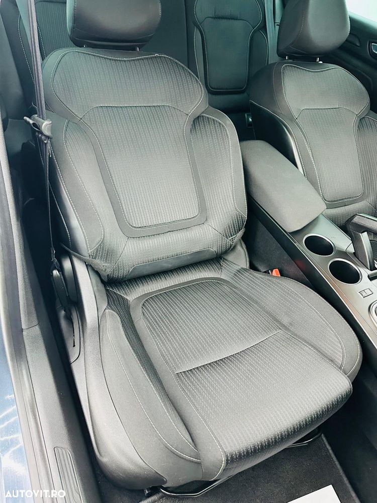 Renault Megane ENERGY TCe 130 LIMITED - 22