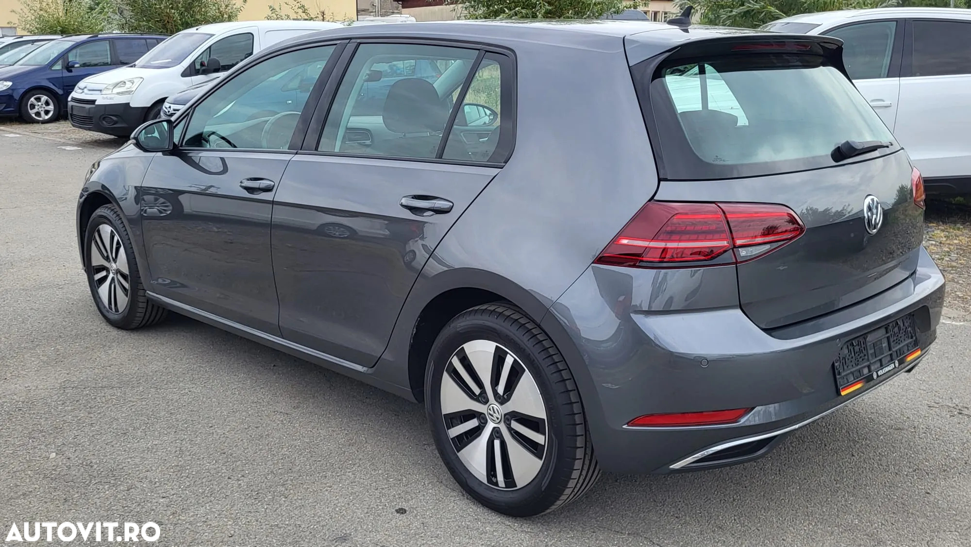 Volkswagen e-Golf - 5