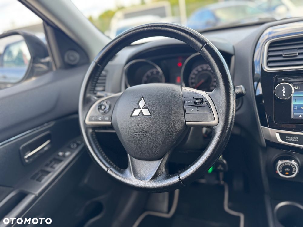 Mitsubishi ASX 1.6 2WD Plus - 29