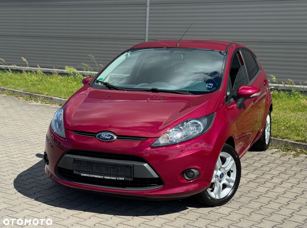 Ford Fiesta 1.25 Celebration - 25