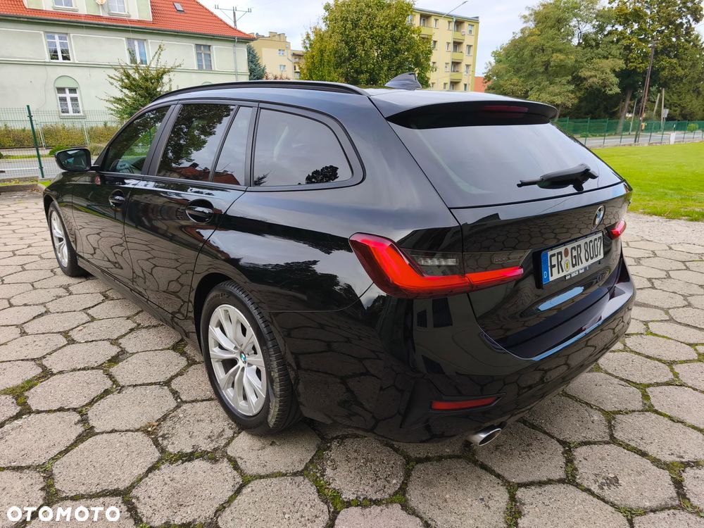 BMW Seria 3 318d Edition Luxury Line Purity - 7